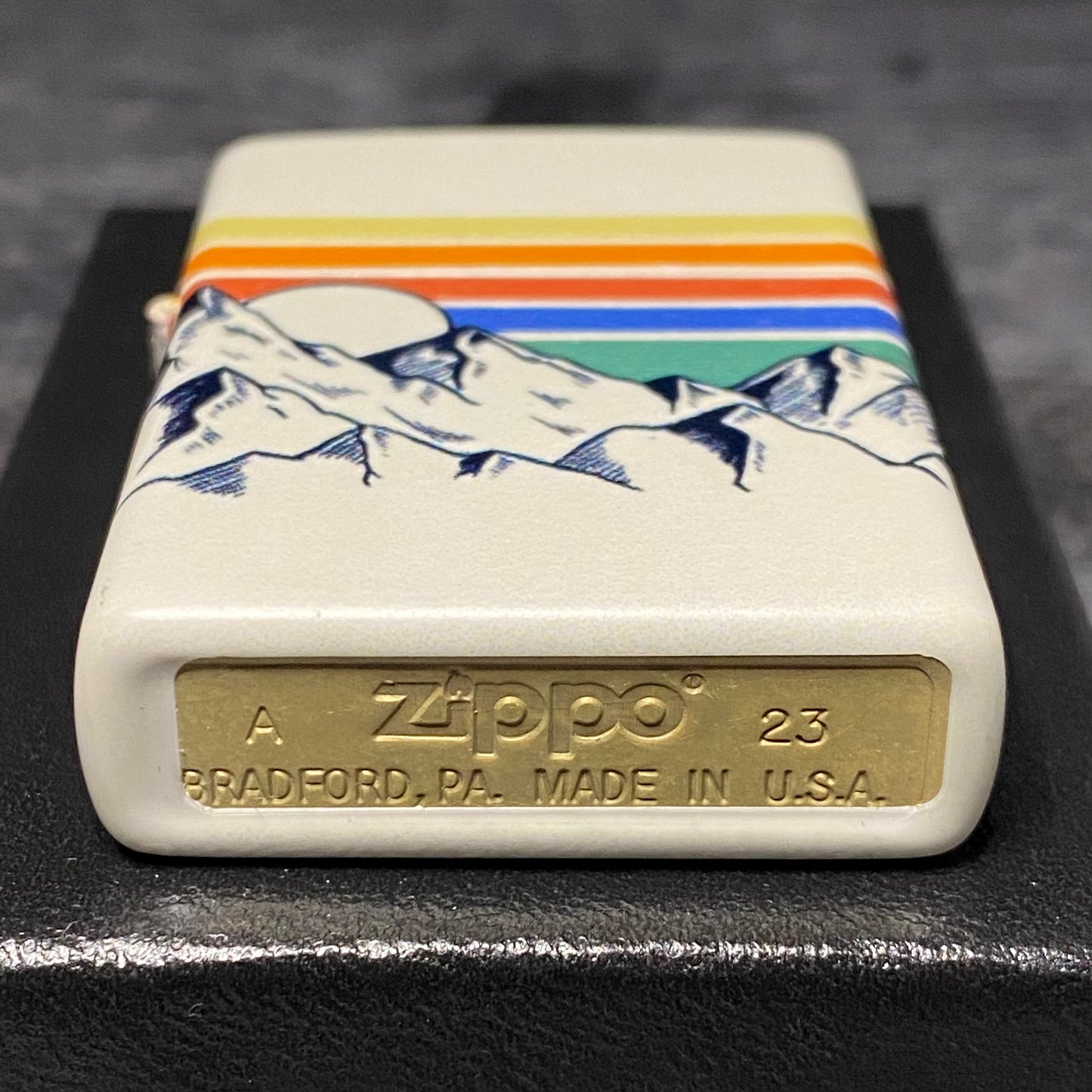Zippo Lighter - Mountain Design - 540 Color