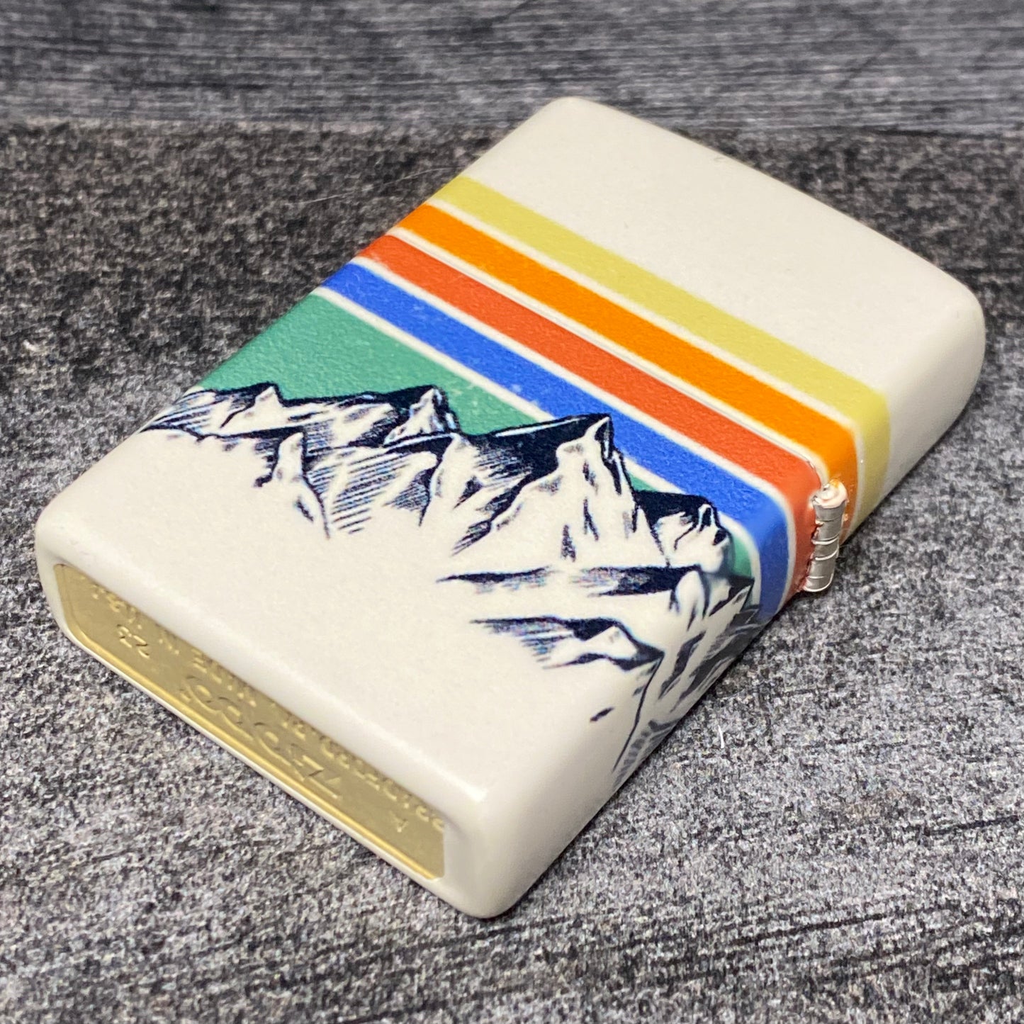 Zippo Lighter - Mountain Design - 540 Color