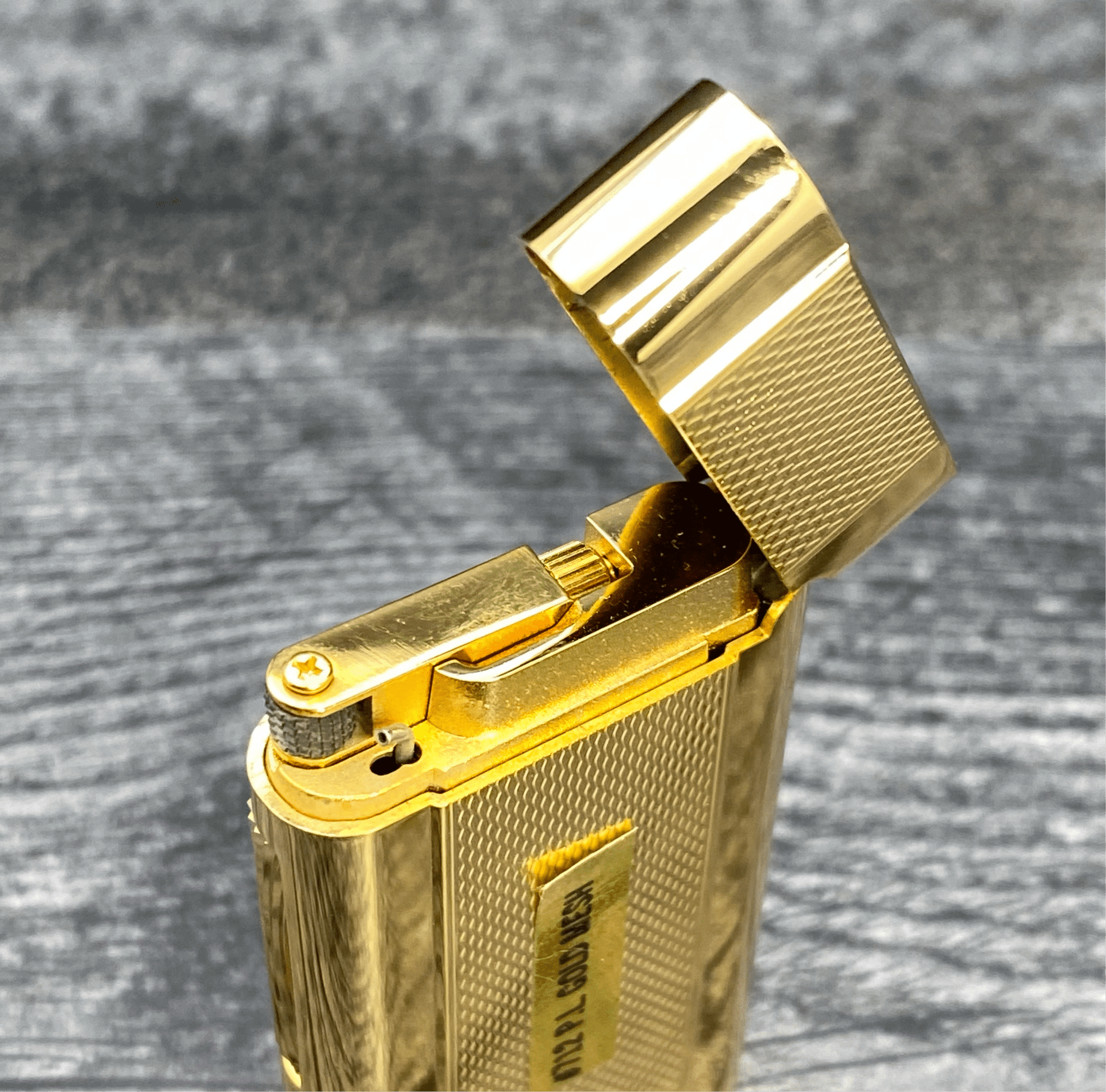 Vintage Zippo Contempo Pipe Lighter - Gold Mesh - Riley's 66 LLC