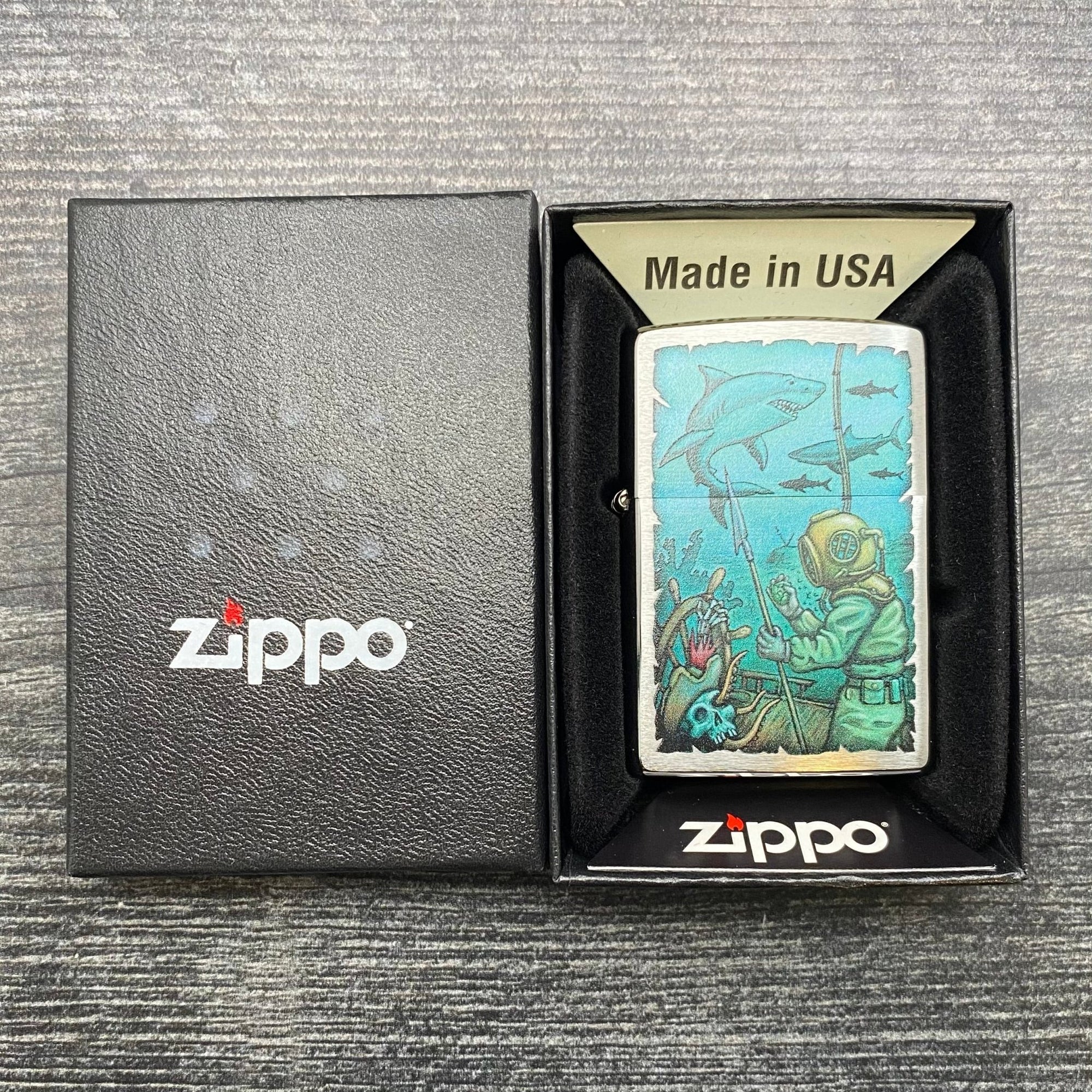 Zippo Lighter - Underwater Design - Brushed Chrome - Riley's 66 LLC