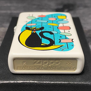 EXCLUSIVE - RILEY'S 66 ZIPPO LIGHTER - Kitty - White Matte