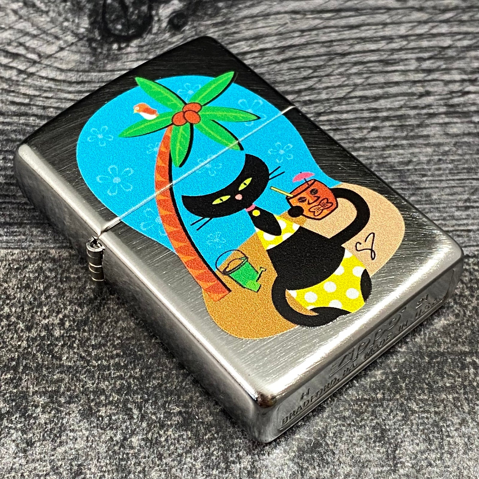 EXCLUSIVE - RILEY'S 66 ZIPPO LIGHTER - Tiki Kitty - Chrome Arch