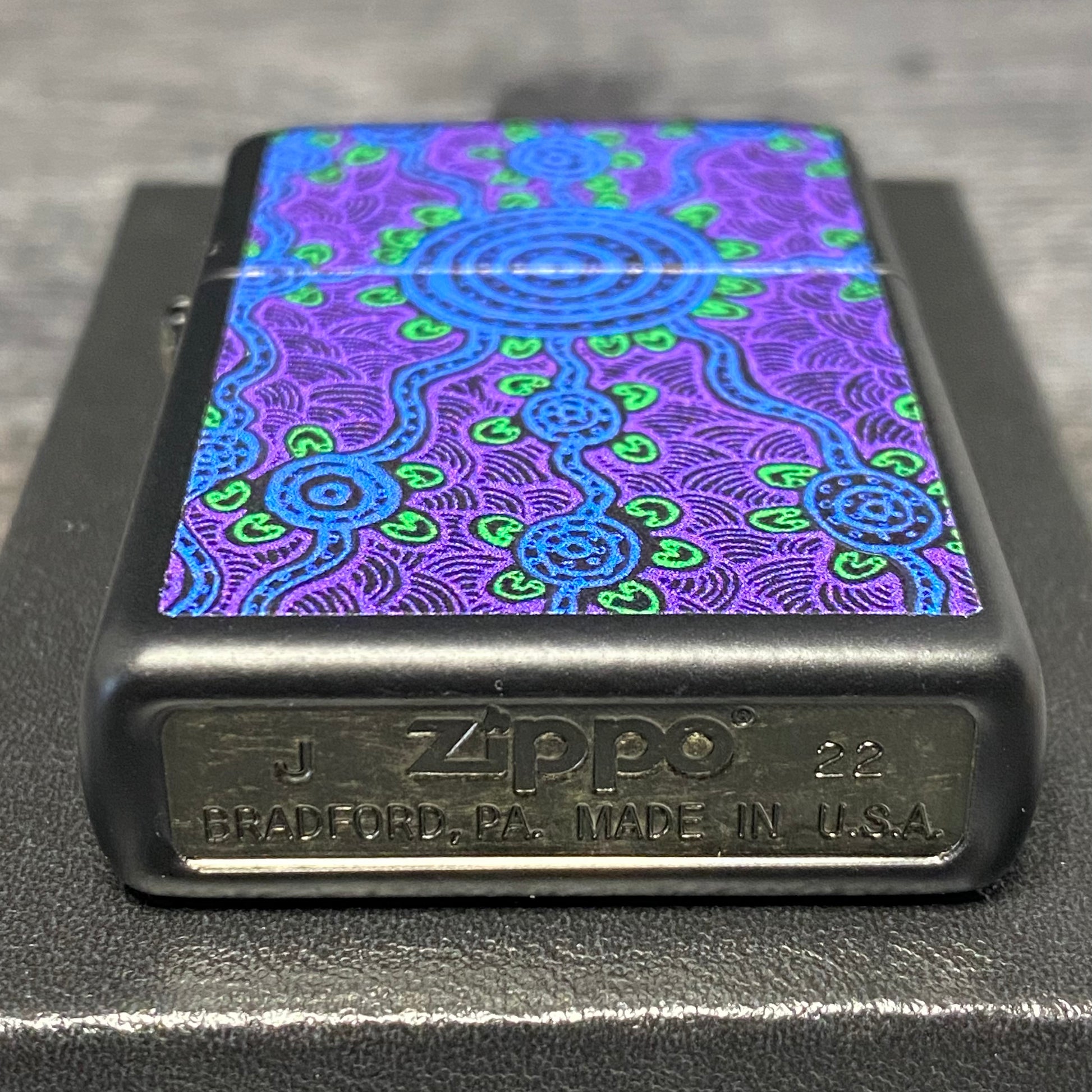 ★専用★ABORIGINES★Zippo SPIRIT OF AUSTRALIA Zippo Lighter - John Smith Gumbula - Black Light